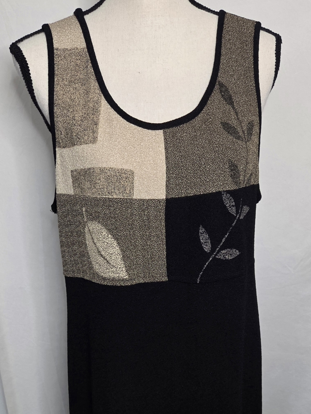 Coldwater Creek Sleeveless Black & Beige Leaf-Print Maxi Dress